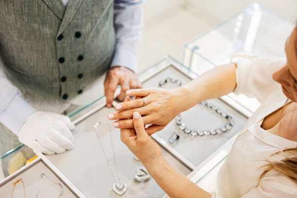 Here are some tips to help you choose the perfect engagement ring
